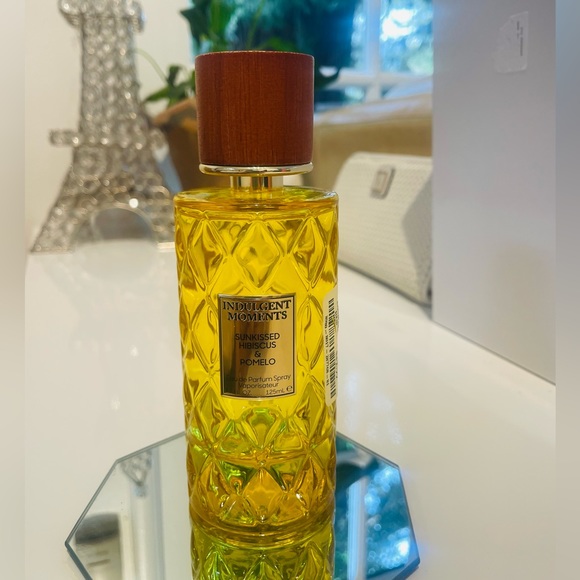 SUNKISSED HIBISCUS & POMELO EDP by Indulgent Moments (AUTHENTIC) 2ml sample vial - Picture 1 of 5